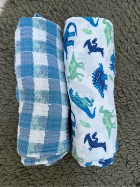 Bebe au Lait Blue & Green Dinosaur Muslin Swaddles